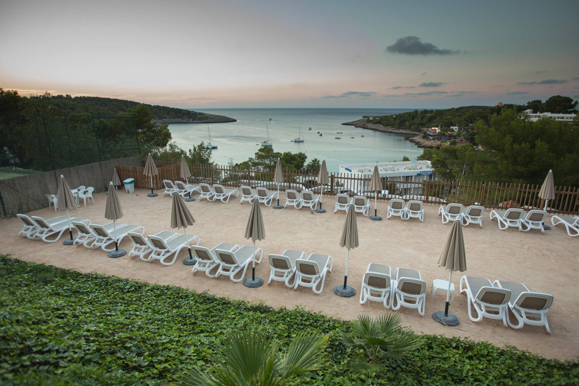 Hotel Presidente Portinatx Exteriér fotografie